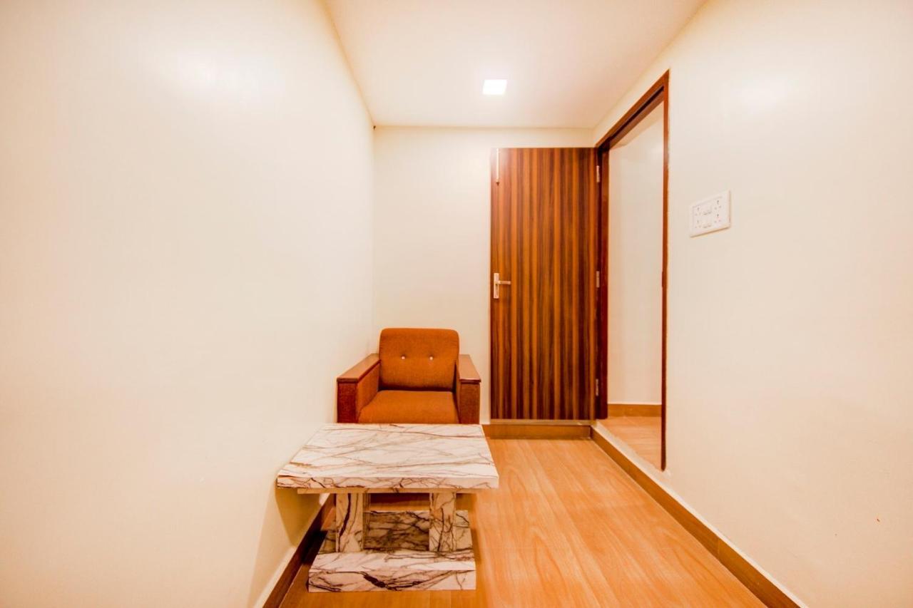 Collection O 75820 Madras Metro Club, T Nagar Chennai Exterior foto